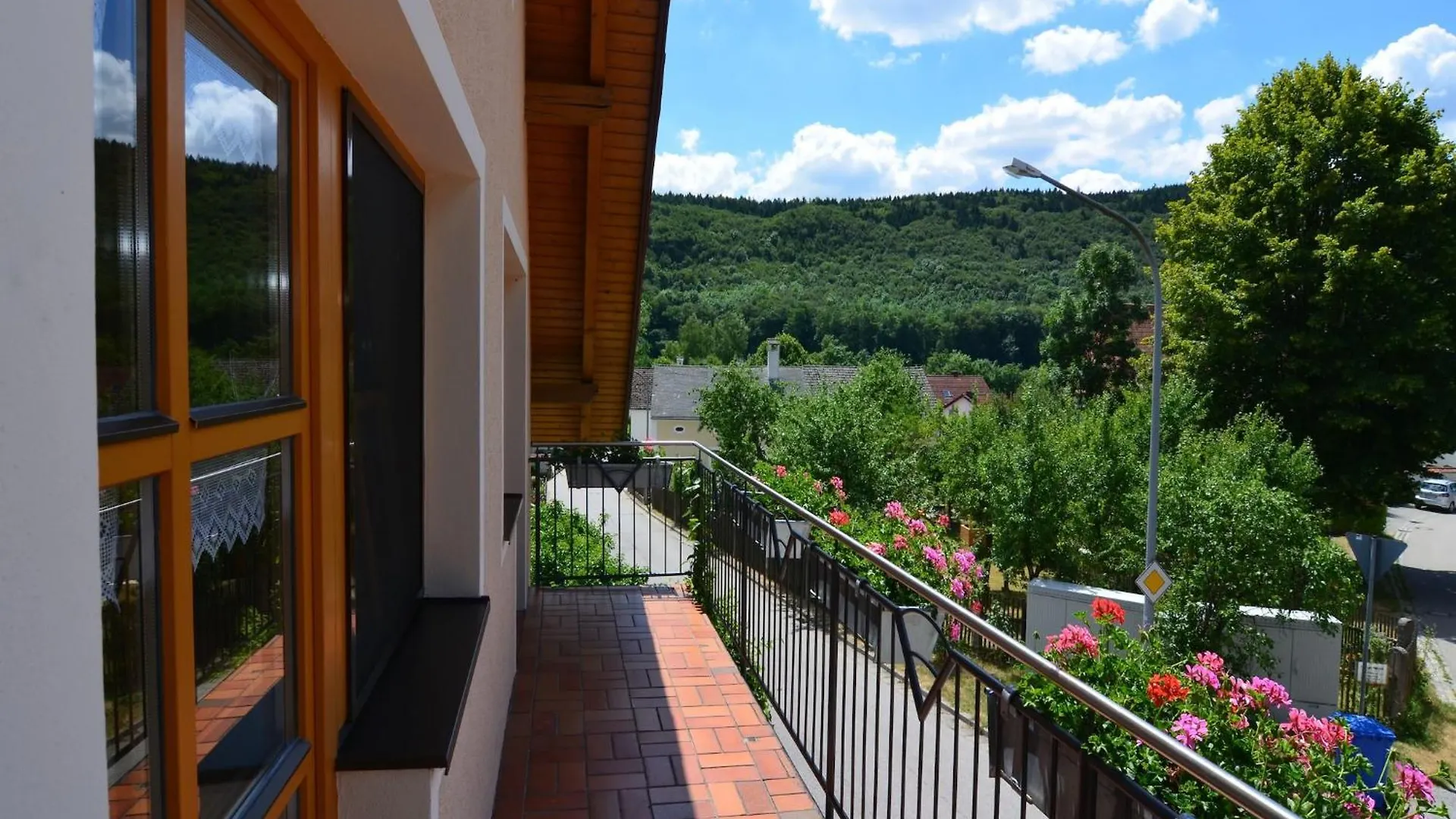 Homely Apartment In Riedenburg Prunn Near Forest With Bbq